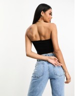 curved plunge trim crop top in black
