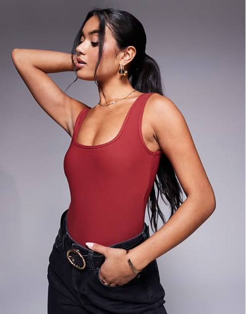 sculpt and control scoop neck bodysuit in burgundy