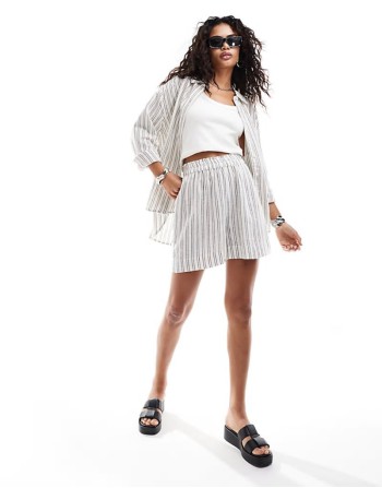 linen mix co-ord in white with grey stripe
