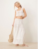 broderie beach co-ord in white